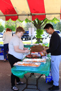 Volunteers getting the BBQ ready!